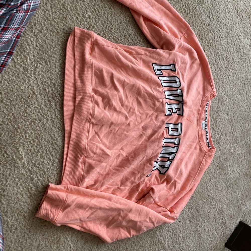 Vs sweater